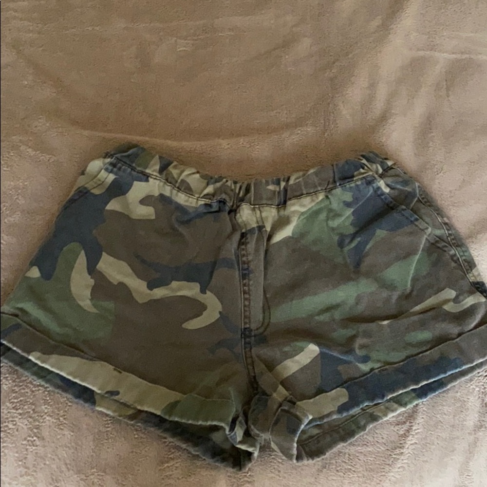 FOREVER 21 shorts